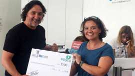 Félix Rojas, director de la enseña, ha entregado un donativo de 1.500 euros a la Fundación Educo 