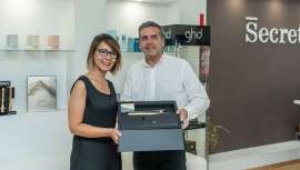 El salón, situado en LHospitalet de Llobregat (Barcelona) ya cuenta con la styler más cara del mundo, valorada por encima de los 1.200 euros con detalles realizados en oro de 18K