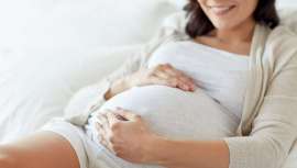 El Dr. Pierre Nicolau, especialista en cirugía plástica y medicina estética, revela las claves para recuperar la figura tras dar a luz