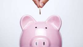 Mínimo 420 euros de bonificación son de los que puedes disfrutar como empresa de belleza de subvención estatal si solicitas tu formulario con Barcelona Beauty School este mes de agosto