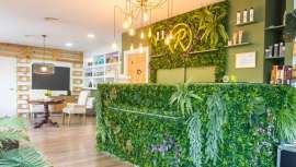 La belleza y el cabello desde una perspectiva holística para tratamientos transformadores que cambian la vida de las personas. Ésta es la máxima de Rogelaine Tomé da Costa, artífice de un salón único por su filosofía lifestyle y tratamientos