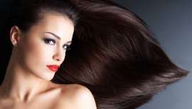 O alisamento orgânico à base das propriedades do coco verde e de ómega 3 é a nova tendência no mercado dos cabelos.