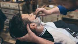O boom de barbearias e o retorno de barbas e bigodes como símbolos da identidade masculina tiveram uma influência negativa no faturamento dos fabricantes de produtos de barbear