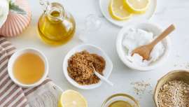 En nuestras manos está acabar con el Do  it  yourself!, sobre todo en cosmética. Está claro, solo el experto y los productos profesionales saben cómo optimizar la belleza y que eso de los cosméticos caseros entraña un grave peligro