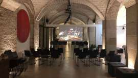 La medicina estética ya tiene su espacio en el que organizar conferencias, demostraciones y debates. El foro de la belleza en todas sus dimensiones se hace y se disfruta en Studio Beauty Market Bcn y ahora también en Studio Beauty Market Madrid