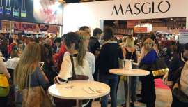 Una de las firmas para uñas con más larga y sólida trayectoria, seguida en el mundo entero, Masglo, anuncia su presencia en Salón Look no sólo para presentar sus muchas novedades sino también para realizar sus manicuras solidarias. Súmate