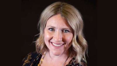 Pravana promociona a Marcie Owsinski como nueva gerente de educación