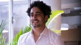 Emprendedor por naturaleza, a Rafael Freitas, con salón en el Born de Barcelona, URB16, le ha guiado siempre un afán revolucionario e innovador. Ahora presenta MÄQ, una herramienta que está transformando las bases de la peluquería 