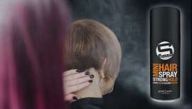 Postquam Cosmetics pone a tu alcance la fijación fuerte que no sólo no se nota, sino que añade brillo extremo y volumen, protege y acondiciona. Y todo ello, en formato mini, para usar siempre y donde quieras