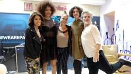 El estand de la firma Fama Fabré en salón Look ha sido el escenario perfecto para hacer de Manuel Collado, Grupo macomaco, su estrella, junto a las tijeras Tondeo, la herramienta con la que consigue desvelar secretos y derribar fronteras