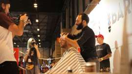 Un ring de boxeo es el lugar que Salón Look ha reservado al combativo sector de la barbería, donde demostraciones, charlas y presentaciones de productos ocupan un original espacio dentro de la feria