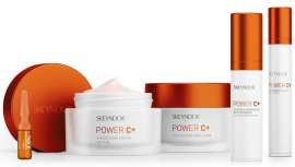 Se trata de una línea innovadora que exalta el poder antioxidante de la vitamina C para que la piel se muestre en su versión más luminosa