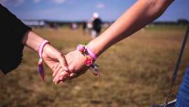 La psicooncología es la rama de la psicología de la salud que se ocupa de atender a los pacientes afectados por el cáncer y a sus familias