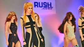 El show más solidario, Rush Live, vuelve a dejarnos imágenes y creaciones de alto impacto, con la moda por bandera con el equipo del año como protagonista