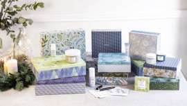 A empresa selecionou alguns de seus produtos mais destacados e os incluiu em nove baús preciosos, ideais para revenda em centros de beleza e beleza