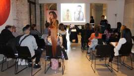 Casi una veintena de profesionales han asistido a una formación donde se han mostrado las posibilidades de las mascarillas pigmentadas Color Trends y de la coloración permanente Color Sheen en el estudio situado en el Gótico barcelonés 