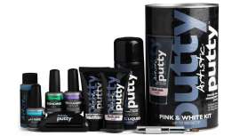 Esta fórmula todo-en-uno no requiere del uso de monómero, por lo que además de eliminar el polvo también eliminamos las proporciones y el olor 