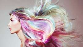 La estilista capilar Eva Milla analiza los tratamientos que han cambiado la vida de las mujeres a través de los tiempos