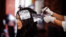 El organismo que preserva la salud de los consumidores en EE UU, la Administración de Drogas y Alimentos (FDA), prohíbe el uso del acetato de plomo, peligroso neurotóxico, en las formulaciones de tintes para el cabello