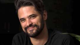 El peluquero creativo Thiago Câmara es la nueva cara visible de La Central del Cabell. Câmara aprovecha para presentar su último trabajo artístico: Collage