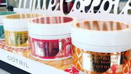 La firma propone una Navidad delicada y fresca, de la mano de esta gama de edición limitada