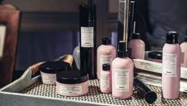 Ángelo Seminara, director artístico de Davines y uno de los peluqueros más importantes del mundo, ha desarrollado esta línea de styling que da rienda suelta a la creatividad en la profesión