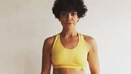 Técnica que fortalece el suelo pélvico, los hipopresivos previenen y corrigen la incontinencia urinaria. Lucía Muñoz, instructora experta, estudiosa del cuerpo femenino desde hace décadas, añade además otras muchas ventajas a su práctica 