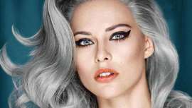 Se ha subido a la cabeza de las más famosas, ya sea natural o no. Las canas están de moda y dejan paso al reinado del Granny Hair, el pelo plata que conquista a portadas y famosas