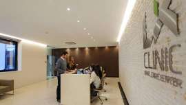 El establecimiento recién adquirido está ubicado en el centro de la capital lusa y cuenta con tecnología médica de última generación en sus 15 gabinetes dentales que incluyen quirófano y sala de recuperación