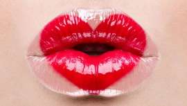 Lucir unos labios jugosos y atractivos el día de los enamorados es muy fácil con la ayuda del ácido hialurónico