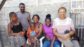 Este año ha recaído en la doctora sudafricana Ozó Ibeziako, por su labor en la promoción del proyecto social Art of Living de la ONG Komati Foundation