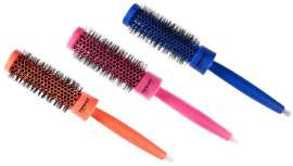 Los nuevos cepillos de la línea C-Ramic Colors incorporan los tres colores tendencia de esta temporada: Living Coral, Blue Princess y Bubblegum Pink