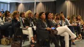 Pensando en el liderazgo de la mujer y en su reciclaje, atendiendo a las necesidades actuales de la nuevas tecnologías y mercados, nace esta jornada de intercambio y empresa con un programa enfocado al negocio y al equilibrio personal