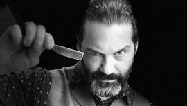 El estilista, invitado especial a este Fusion Show de peluquería y barbería, intenta concienciar sobre el cuidado medioambiental a través de su última colección 