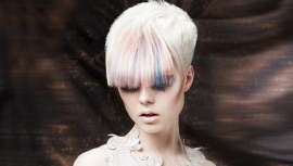 David Lesur, diretor de formação nos salões de David Künzle, diz-nos o que eles são, quando ousar com eles ou em quem (homens e mulheres) são melhores ou piores tendências em cabeleireiro para este ano que acabou de começar