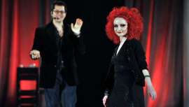 El certamen, considerado el evento de belleza por excelencia de la Costa Oeste de Estados Unidos, celebra sus 20 años de historia. Esta edición ha conjugado, por primera vez, tres espectáculos: ISSE, premios NAHA y Beacon  