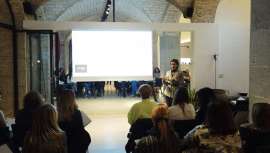 Vanessa Troset, responsable de redes sociales de la empresa Pure Skincare, ha sido la ponente de una interesante charla sobre cómo potenciar la marca en Instagram