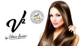 V2 de Marula es el alisado que conquista el mundo. Nunca, profesionales ni clientes podrían haber imaginado cómo llegaría a transformarse su cabello con V2 de Marula. Un producto que conocer en Studio Beauty Market