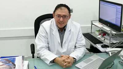 Dr. Santiago Palacios: 'El láser vaginal ya ha pasado a las consultas de ginecología. Hago láser como prescripción y tratamiento ginecológico'