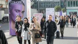 Cosmoprof cierra sus puertas en Bolonia con cifras oficiales que expresan satisfacción, apuntando a la clara expansión internacional de la marca, pero con una menor afluencia de público y menos novedades que en ediciones anteriores