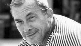 El famoso peluquero francés, icono que revolucionó en su momento la peluquería con la introducción de su identificativo corte en degradado y franquicias, ha fallecido a los 85 años de edad en Suiza, donde residía desde hace tiempo