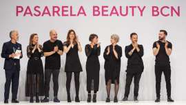 De unas dimensiones épicas, creativa e inspiradora y con la defensa de la igualdad transgénero y el apoyo al colectivo LGTBI+, la gala Belleza Liberada marca un antes y un después en lo referido a peluquería de alto nivel e inspiración