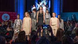 Disfrutada ya en algunas ciudades de España, Infinity Road Show by X-presion es la actuación y demostración en exclusiva del conocido grupo de investigación y desarrollo en peluquería para clientes Intercosmo