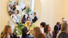 La segunda edición de Beauty Bridal Day que va a tener lugar en Barcelona, reúne a las firmas, profesionales, salones y centros más influyentes en torno a la belleza bridal y ofrece un intenso programa de trainings para el público asistente 