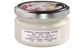A manteiga restauradora e nutritiva Authentic Replenishing Butter é um dos exemplos mais destacados do particular conceito de produto de Davines, combinando beleza e multifuncionalidade para o rosto, cabelo e corpo