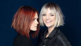 Num mundo em que os espelhos de múltiplas e novas tecnologias e redes sociais prevalecem como vitrine principal, Compagnia della Bellezza recupera a elegância que o caracteriza numa coleção que é uma tendência