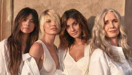 Una colección única e individual para toda y cualquier mujer que las embellece y permite expresarse en total libertad a la vez que individualidad gracias al Puro Color de Koleston Perfect Me+ 