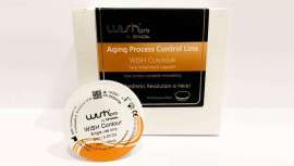 La nueva cápsula de la tecnología Wishpro interfiere con el proceso de envejecimiento y lo retrasa y detiene. Todo ello, gracias a dos activos demostrados científicamente, para una experiencia de rejuvenecimiento y bienestar única