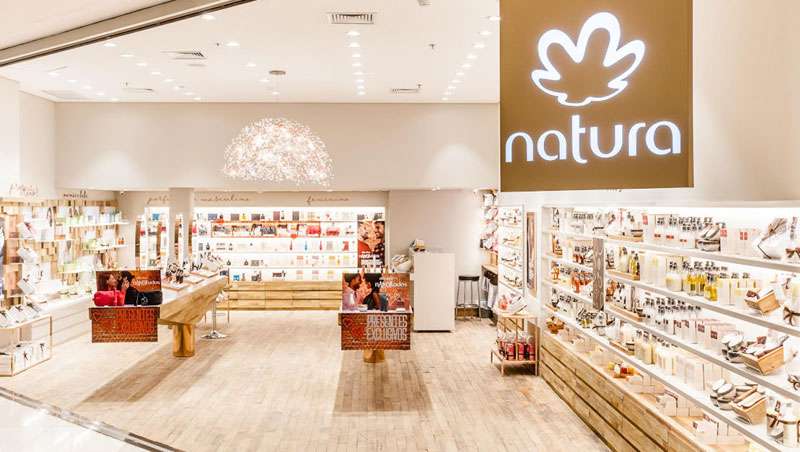 Natura &Co adquiere Avon, dando origen a un nuevo y gran grupo de dominio en el mercado