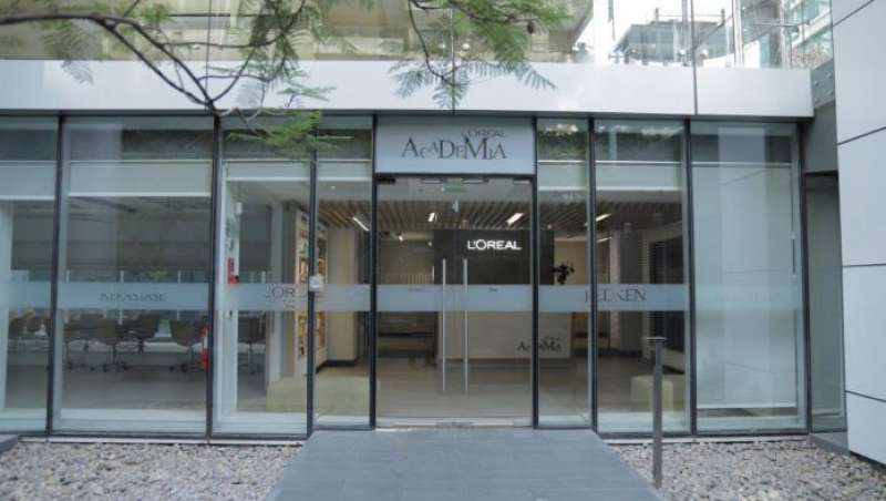 L'Oréal pone al día su centro técnico Academia en Santiago de Chile